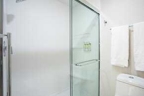 Holiday Inn Express & Suites Lincoln City by IHG