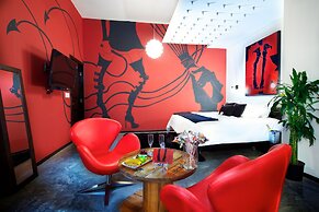 Tantalo Hotel