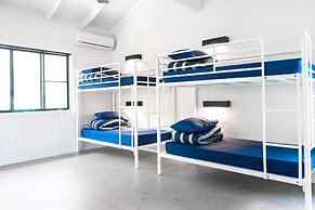 Wake Up! Byron Bay - Hostel