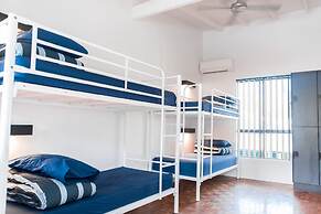 Wake Up! Byron Bay - Hostel