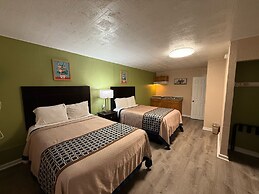 Executive Inn and Kitchenette Suites
