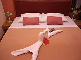 BADLADZ Beach and Dive Resort