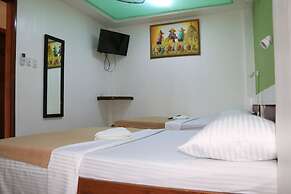 BADLADZ Beach and Dive Resort