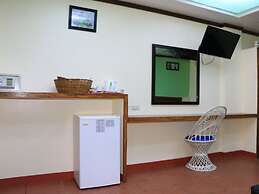 BADLADZ Beach and Dive Resort