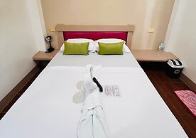 BADLADZ Beach and Dive Resort