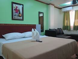 BADLADZ Beach and Dive Resort