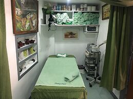 BADLADZ Beach and Dive Resort