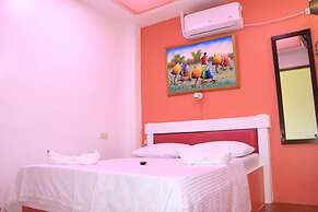 BADLADZ Beach and Dive Resort