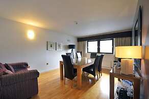 Stirling Court Hotel