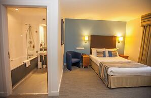 Stirling Court Hotel