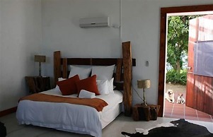 African Vineyard Guest House