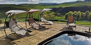 Amazian Mountain River Lodge