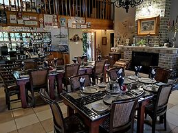 Amazian Mountain River Lodge