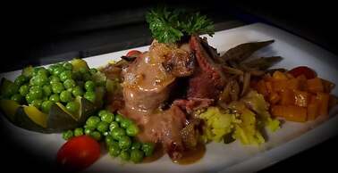 Amazian Mountain River Lodge