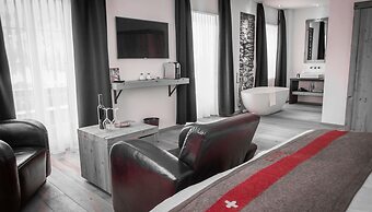 The Dom Hotel