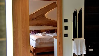 The Dom Hotel