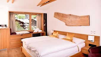 The Dom Hotel