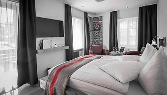 The Dom Hotel