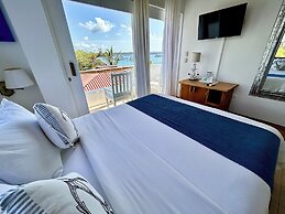 Angermeyer Waterfront Inn