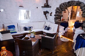 Angermeyer Waterfront Inn