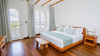 Angermeyer Waterfront Inn