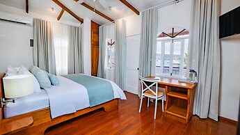 Angermeyer Waterfront Inn