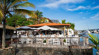 Angermeyer Waterfront Inn