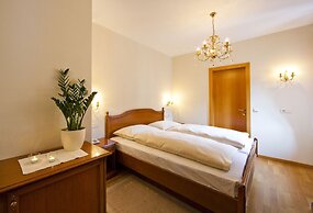 Hotel Tyrol