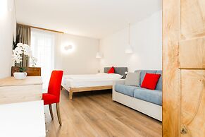 Hotel Tyrol