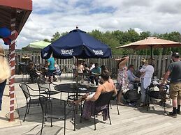 Camelot Restaurant & Inn