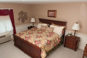 Camelot Restaurant & Inn