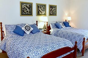 Camelot Restaurant & Inn