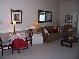 Camelot Restaurant & Inn