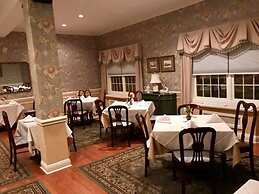 Camelot Restaurant & Inn