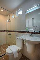 Little Saigon Boutique Hotel