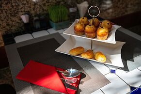 Little Saigon Boutique Hotel