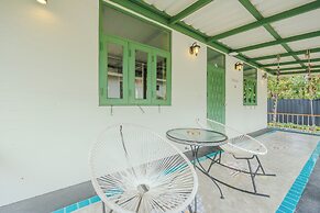 Perennial Resort