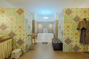Perennial Resort