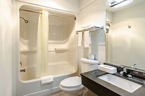 Econo Lodge Glade Springs I-81