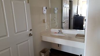 Econo Lodge Glade Springs I-81