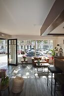 Carlton Hotel
