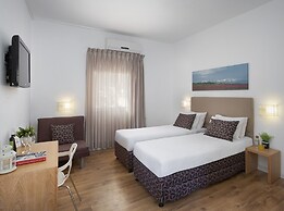 Malkiya TravelHotel