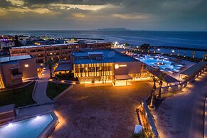 Senseana Sea Side Resort & Aquadventure - All Inclusive