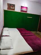 Hotel Raj Bed & Breakfast