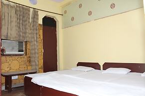 Hotel Raj Bed & Breakfast