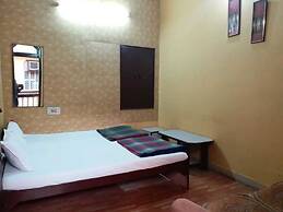 Hotel Raj Bed & Breakfast