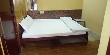 Hotel Raj Bed & Breakfast