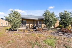 Quality Hotel Point Cook