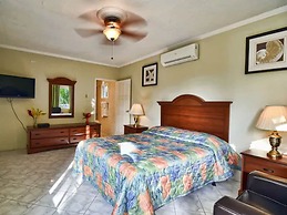 Tropical Lagoon Resort