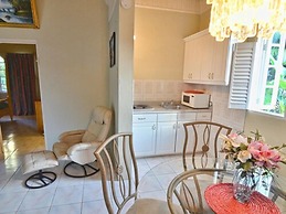 Tropical Lagoon Resort